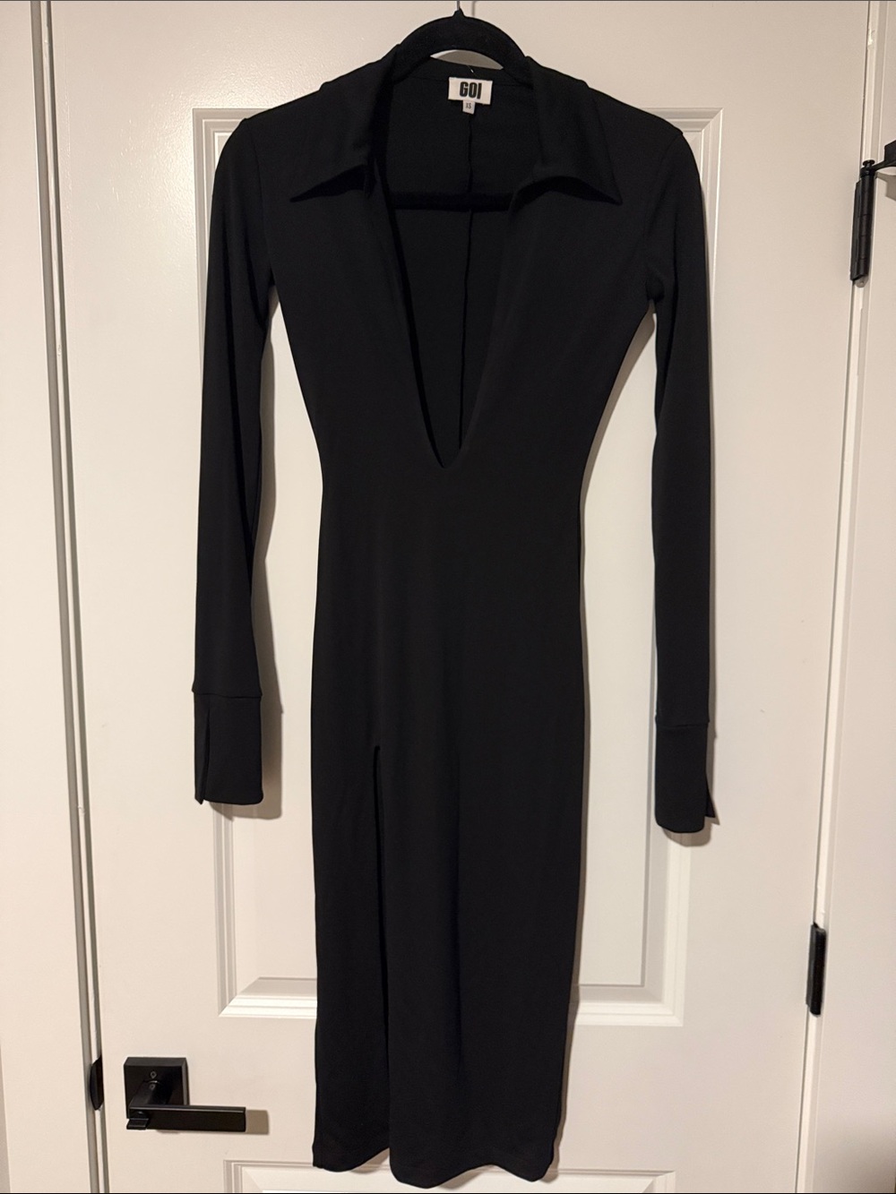 Black Long-Sleeve Plunge Midi Dress